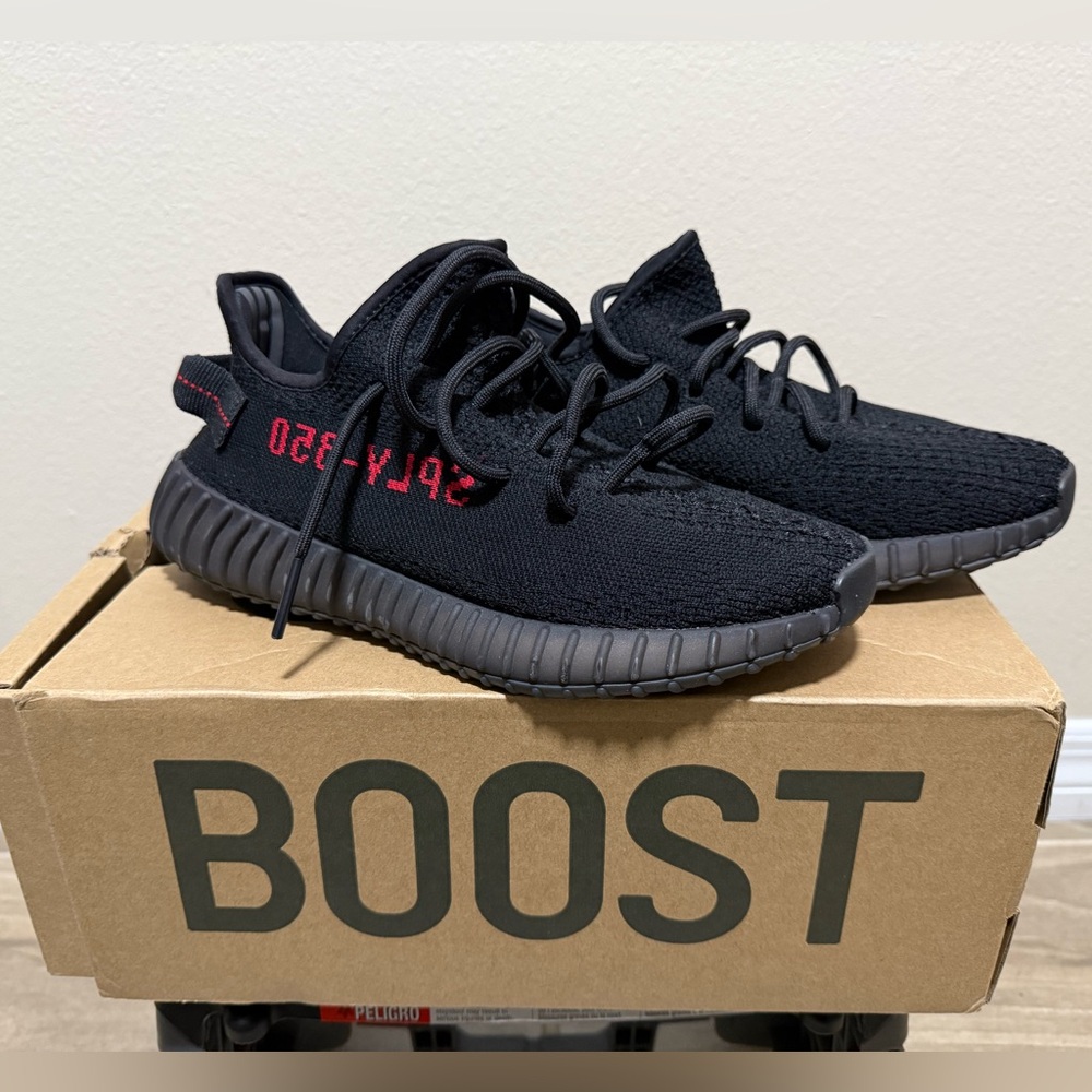 Yeezy Boost 350 V2 “Bred”